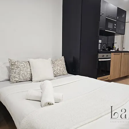 Estudio Con Wifi Y Ac En Centro Sol Y Gran Via-2